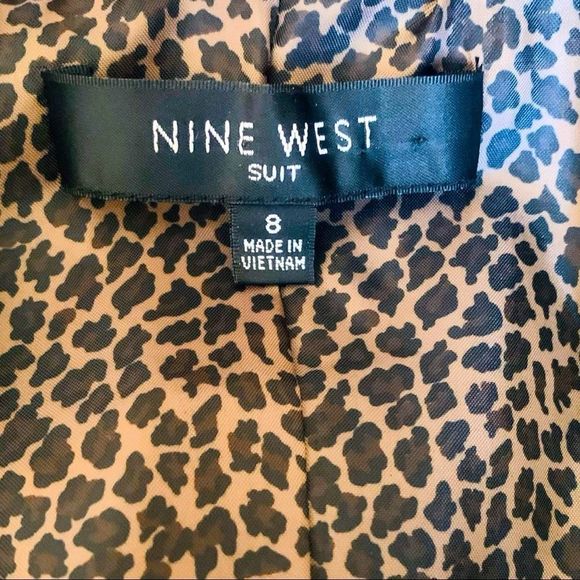 GORGEOUS NINE WEST 2 BUTTON FRONT NOTCHED LAPEL SUIT BLAZER IN BLACK-SIZE 8 - Picture 9 of 12